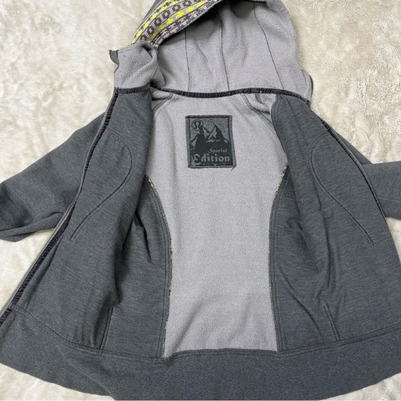 Lululemon Special Edition Fair Isle Scuba Hoodie Jacket Size 6 Green Gray EUC - Picture 6 of 16
